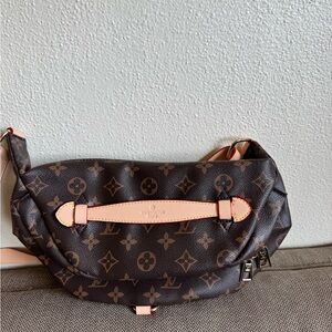 “Louis Vuitton” Brown Monogram Crossbody Bag with Natural Vachetta Trim